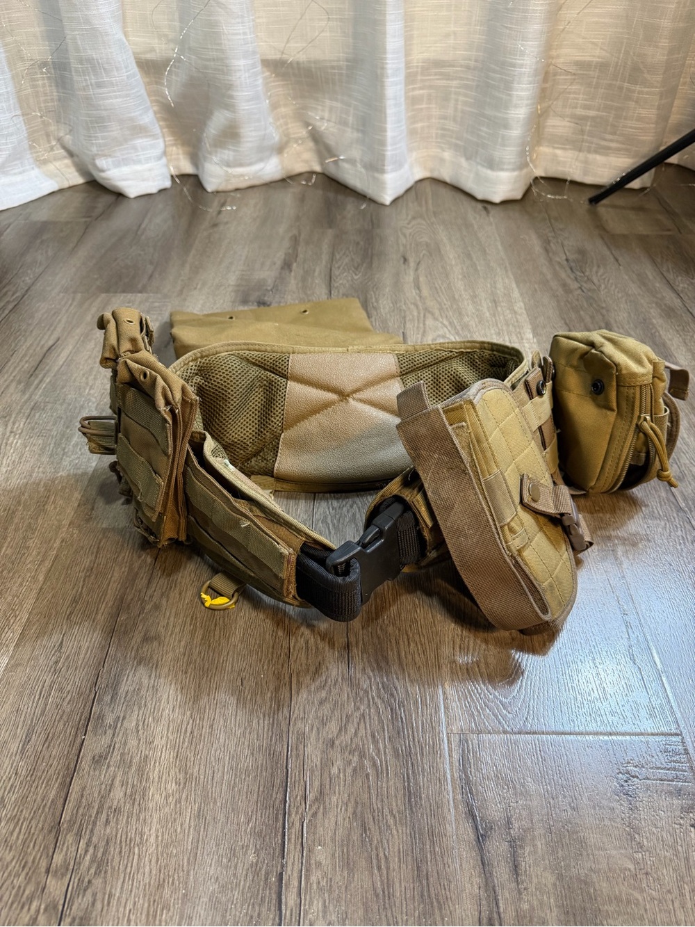 Tactical MOLLE Waist Pack in Coyote Tan